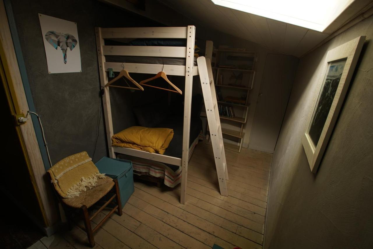 Le Refuge Ceretan, Grand Et Bel Appartement Mansarde En Plein Centre Екстер'єр фото